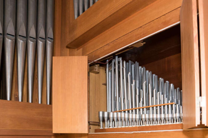 Die Ott-Orgel wurde 1970 eingeweiht und zuletzt 2022 renoviert. (Foto: Prot. Dekanat LU/Wagner)