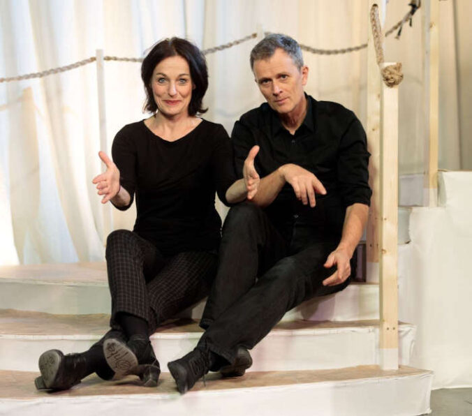 Theater Stupid Lovers (Foto: Bernd Hentschel)
