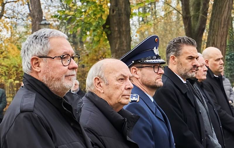 Gedenken am Ehrenmal in Germersheim. (Foto: Proulx /Bw)