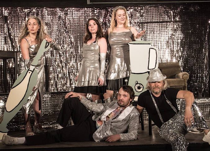 „(R)EVOLUTION“ by Stefan Duda/THEATER DER LIEBE