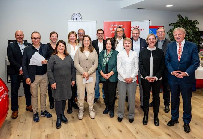 Übergabe Stiftungsgelder ehem. Stiftung Speyer Sparkasse Vorderpfalz (Foto: Klaus Venus)