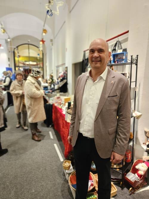 Bürgermeister Manfred Schulz nach der Eröffnung des Kulturmarktes. (Foto: Stadt Kaiserslautern)