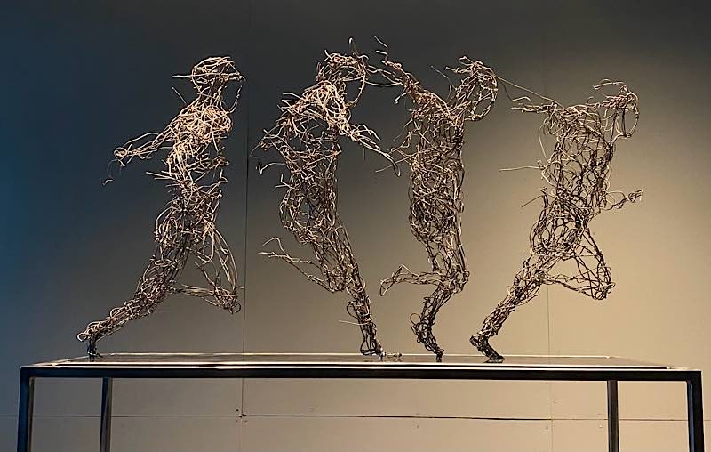 Stefanie Welk "Through Time and Space", 2025, 160 x 120 x 65 cm (Quelle: Stefanie Welk)