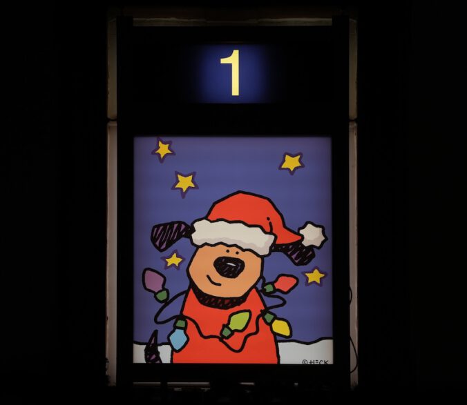 Das erste Fenster (Foto: Holger Knecht, Künstler: Ed Heck)