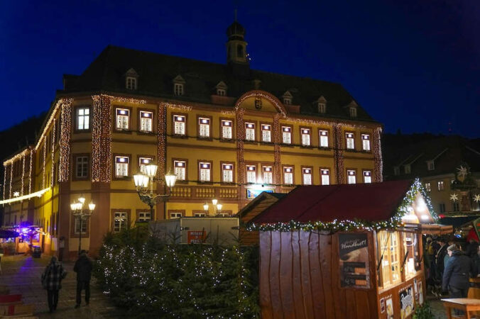 Das XXL-Rathaus (Foto: Holger Knecht)