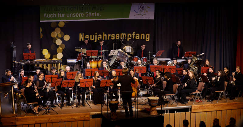 Ein Höhepunkt des Neujahrsempfangs 2026 im Kreis SÜW wird das traditionelle Konzert des Kreisjugendorchesters sein, wie hier beim jüngsten Neujahrsempfang. (Archivfoto: Björn Iversen)
