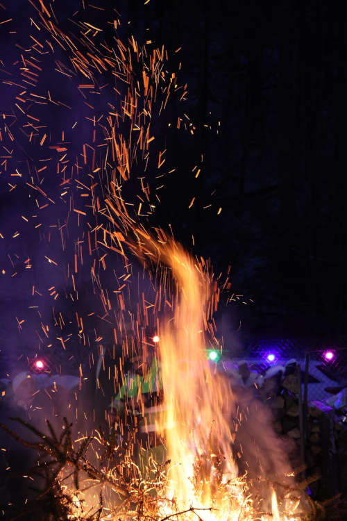 Weihnachtsbaumverbrennung (Foto: FC Wacker Weidenthal)
