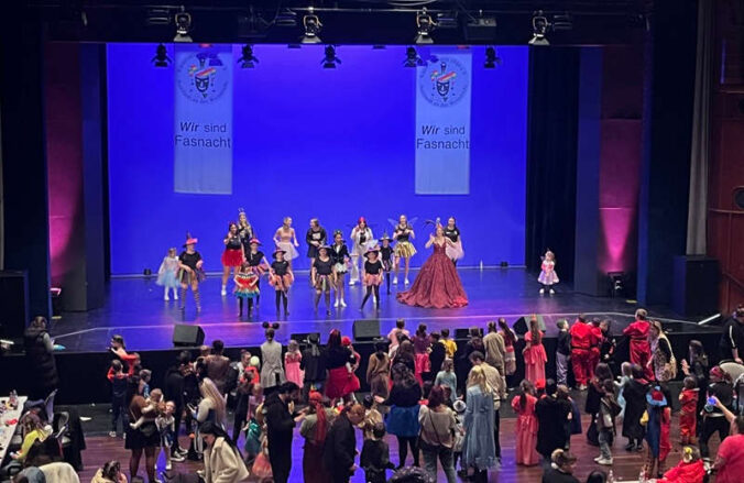 Kindermaskenball (Foto: Stadt Neustadt)