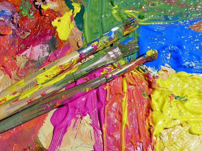 Symbolbild Farbe Pinsel (Foto: Pixabay/evondue)