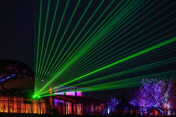 Laserstrahlen an der der Römervilla Weilberg (Foto: Holger Knecht)