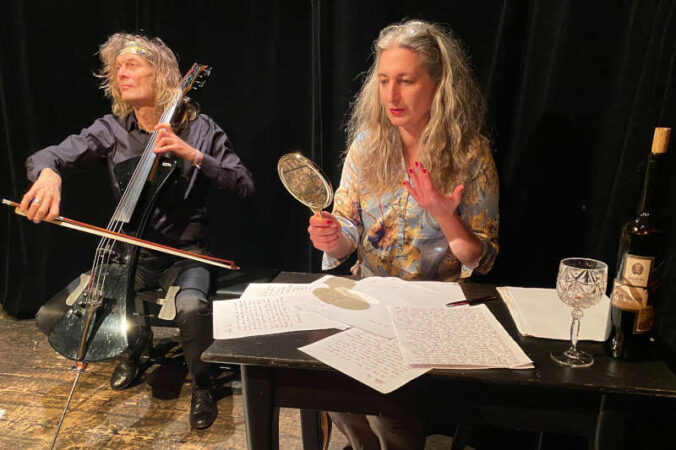 Szenenfoto aus „Geliebter Leopard“ (Foto: E.Nissner/THEATER DER LIEBE)