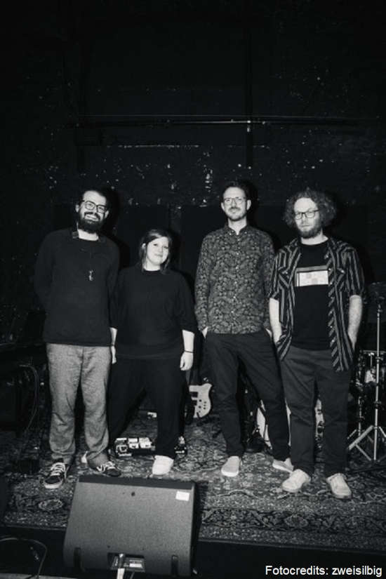 Vroni Frisch Band (Foto: zweisilbig)