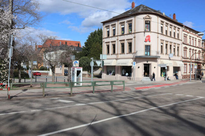 Am Westbahnhof entsteht eine neue Verkehrsführung, die vor allem die Situation für Radfahrer verbessert. (Quelle: Stadt Landau)