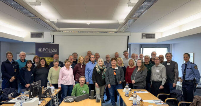 Gruppenbild der Teilnehmer (Foto: Polizei RLP)