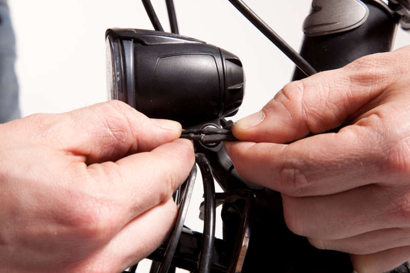 Lichtkontrolle (Foto: ADFC/Jens Lehmkühler)
