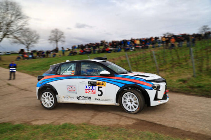 Max Reiter und Conny Nemenich gewinnen im Lancia Ypsilon den Saisonauftakt (Foto: Sascha Dörrenbächer)