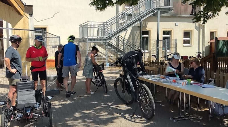 Codieraktion (Foto: Susanne Abel, ADFC Neustadt)