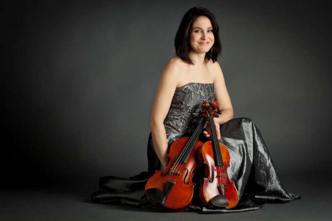 Mirjam Tschopp, Bratschistin und Geigerin aus der Schweiz, ist bekannt für ihre Interpretationen von zeitgenössischer und klassischer Kammermusik. (Quelle: Studio Neon)