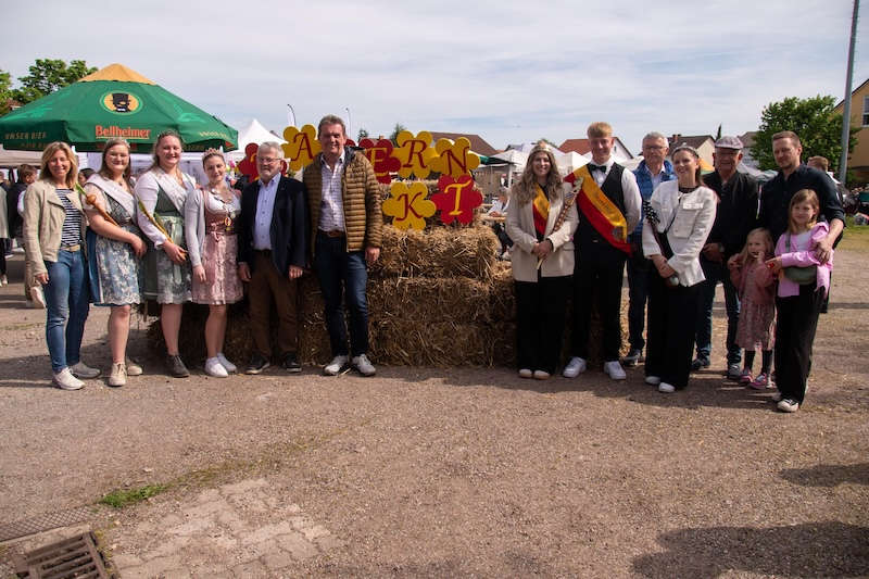 Bauernmarkt mit Würdenträgern 2025 (Foto: Esther Grüne)