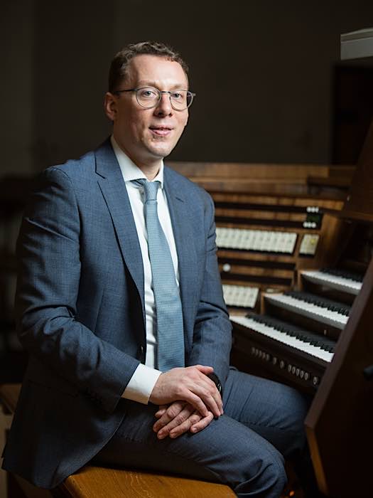 Organist Marcel Andreas Ober (Foto: Walter Wetzler)