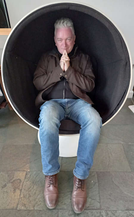 Der britische Comic-Zeichner Mike Perkins (Foto: privat)