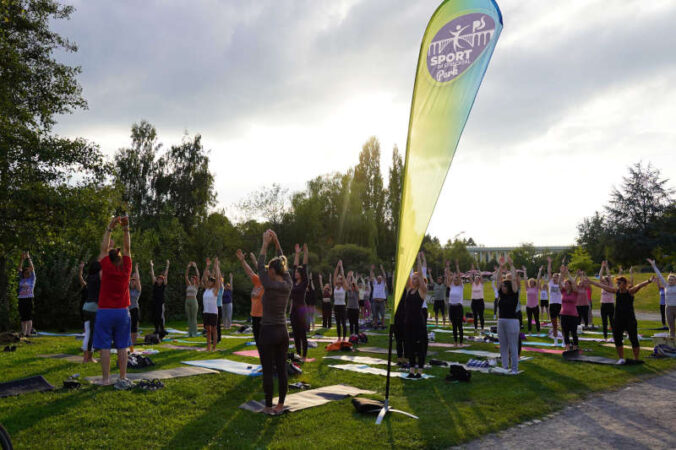 Sport im Strecktalpark (Foto: Stadt Pirmasens/ Julia Göttmann)