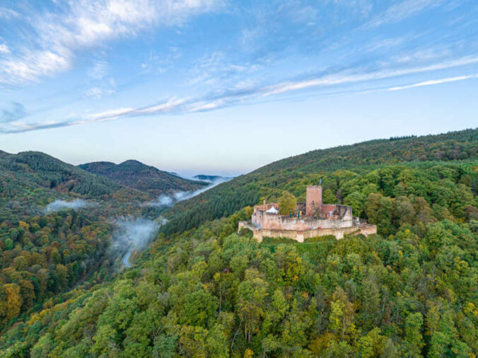 Burg Landeck in Klingenmünster (Foto: CC-BY Pfalz Touristik, Heimatlichter GmbH)