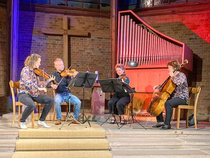 Das „Orchester des Wandels Ludwigshafen“ (hier als Quartett) (Foto: Prot. Dekanat LU/Wagner)