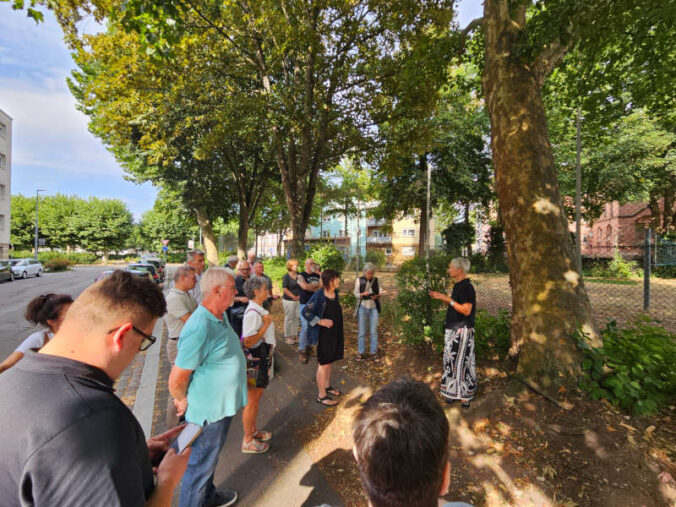 Vom Adolph-Kolping-Platz (im Bild hinten links) ging es durch die Wilhelmstraße in Richtung Augustastraße. (Foto: Stadt Kaiserslautern)