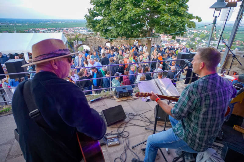 Burgfest Wachenheim (Foto: Förderkreis zur Erhaltung der Ruine Wachtenburg)