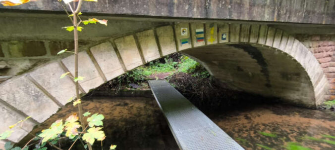 Fußgängerüberweg Brücke Helmbach (Foto: Thomas Mann)