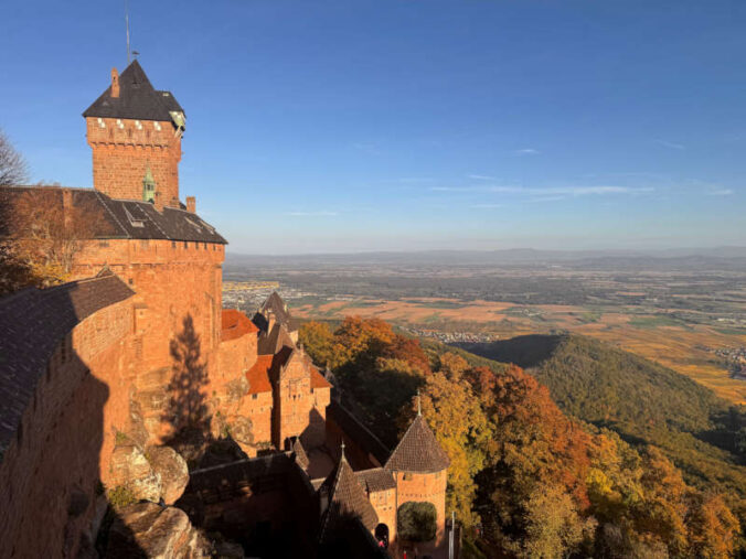 Die Hohkönigsburg im Elsass ist die wohl berühmteste Burg am Oberrhein. (Foto: SGD Süd)