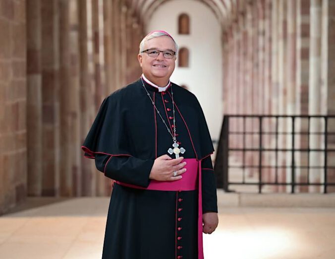 Bischof Dr. Karl-Heinz Wiesemann (Foto: Klaus Landry)