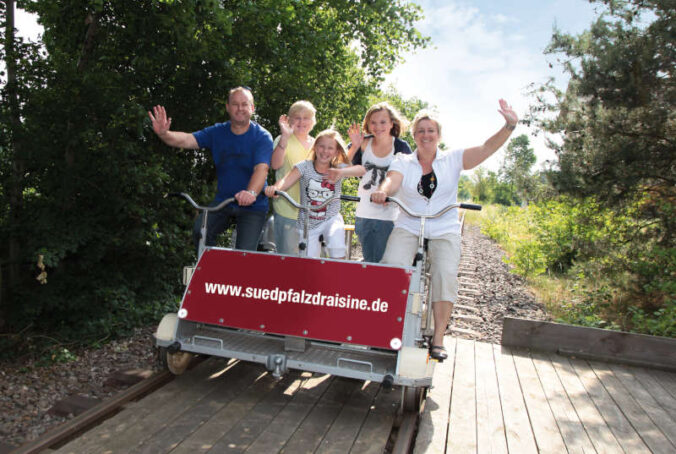 Angebot der Südpfalz-Draisine (Foto: Kreis Germersheim)