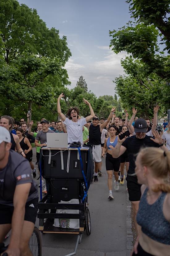 Run & Rave mit DJ Mika Hohlbaum (Foto: visualsbyjeanne)