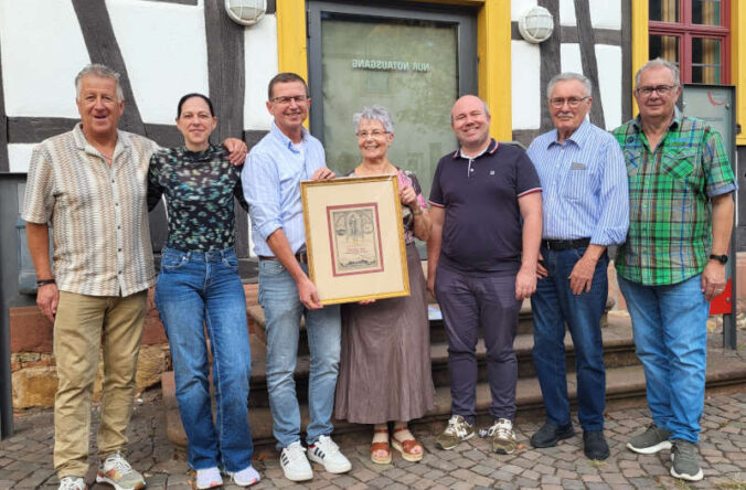 Verleihung der Christian-Löffler-Urkunde an Mireille Giel (Foto: Felix Redlingshöfer)